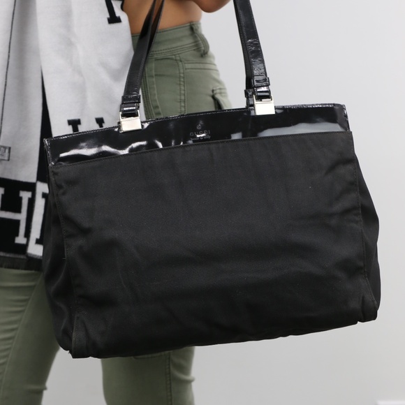 Gucci Handbags - Gucci Work Shoulder Bag